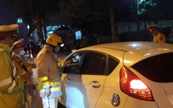 Tài xế "dính" ma túy chạy quá tốc độ, bất chấp hiệu lệnh của cảnh sát