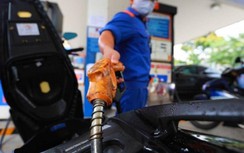 Giá xăng dầu hôm nay 25/3: Lao dốc