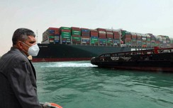 Siêu tàu container mắc cạn tại Suez không phải do gió lớn, bão cát?