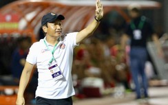 HLV có lý lịch khủng thứ 2 V-League cay đắng rời ghế sau 3 trận
