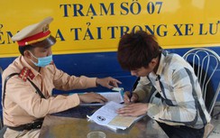 Tài xế bị phạt 52 triệu đồng vì "không để ý tải trọng hàng"