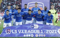 Lời hứa "tuần sau" tạm giúp đội bóng đứng thứ 2 V-League không "toang"