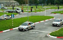 Các trung tâm sát hạch lái xe hướng đến thủ tục online qua ứng dụng ĐTDĐ