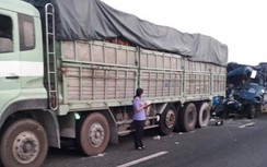 Tông đuôi xe tải dừng ven đường Lộ Tẻ-Rạch Sỏi, hai thanh niên thiệt mạng