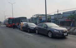 TP.HCM: Ô tô phanh gấp gây tai nạn liên hoàn trên QL1