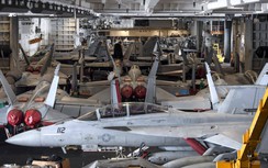 Chiến cơ xuất kích từ tàu sân bay USS Theodore Roosevelt ở Biển Đông