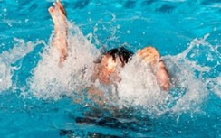 Học sinh lớp 3 đuối nước thương tâm khi tắm sông ở Nghệ An