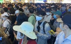Tân Sơn Nhất nói gì về việc ùn tắc tại khu vực soi chiếu?