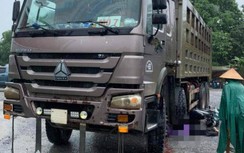 Ô tô hết đăng kiểm gây tai nạn chết người ở Hòa Bình