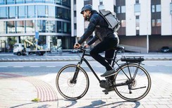 Pháp tặng tiền tương đương 70 triệu VNĐ cho người bỏ xe hơi cũ mua xe đạp