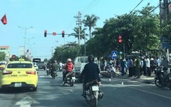 Video TNGT 19/4: Cụ ông 76 tuổi tử vong sau va chạm thanh niên đi xe máy
