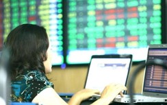 Chứng khoán hôm nay 20/4: Cổ phiếu VCB, VHM, VNM "lập công"