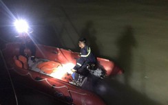 Bỏ lại xe máy và điện thoại, nam 9X nhảy cầu Bến Thủy 2