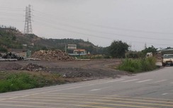 Quảng Ninh: Lạ kỳ bạt đồi xoá "điểm đen" để... tập kết vật liệu xây dựng