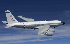 Trinh sát cơ Mỹ bay gần căn cứ chứa tàu ngầm, tàu hạt nhân của Trung Quốc