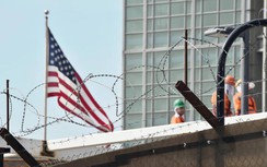 Mỹ sẽ không thể thuê người Nga làm việc trong các cơ quan ngoại giao