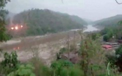 Khủng hoảng Myanmar: Nhóm nổi dậy tấn công thiêu rụi tiền đồn giáp Thái Lan