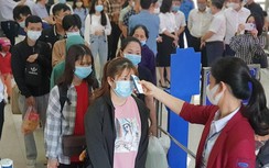 Chùm ảnh: Bến xe rốt ráo phòng Covid-19 trước cao điểm lễ 30/4