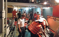 Chuyện ly kỳ những chuyến cứu nạn giờ mới kể