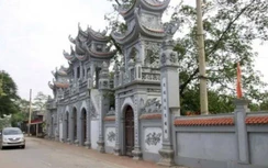 Bệnh nhân nhiễm Covid-19 từng đến đền Tiên La, Thái Bình ra thông báo khẩn