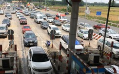 Phải xả trạm thu phí khi kẹt xe trên cao tốc Long Thành, QL51