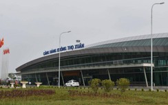 Camera an ninh “bắt tận tay” nữ hành khách trộm ví tiền ở sân bay