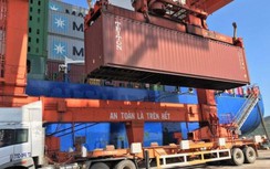 Tăng nặng mức phạt hành vi xếp hàng quá tải tại cảng biển
