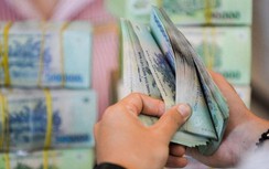 Thiếu tiền, ngân hàng cũng đi “vay nóng”