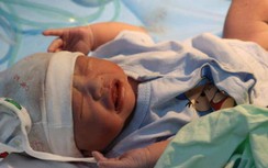 Mổ cấp cứu thành công cho sản phụ mắc Covid-19 có dấu hiệu suy thai
