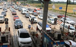 QL51 ùn tắc vì “gánh” lượng xe gấp 3 lần thiết kế