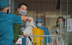 Con trai, lái xe, người gội đầu của vợ chồng Giám đốc Hacinco mắc Covid-19