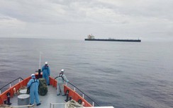 Vượt sóng cứu thuyền viên nước ngoài đau ruột thừa trên biển