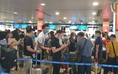 Tạm dừng nhập cảnh tại sân bay Tân Sơn Nhất