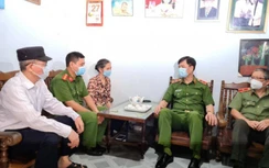 Thiếu tá công an dũng cảm nhảy xuống hồ sâu cứu thai phụ tự tử