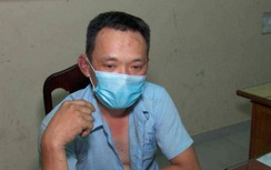 Bắt khẩn cấp tài xế xe khách Chín Nghĩa chống đối, nhổ nước bọt vào CSGT