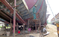 Thép tăng phi mã, thị trường đóng tàu… đóng băng