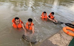 Nắng nóng, nam thanh niên ra sông tắm thì bị đuối nước