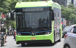 Hà Nội: 10 tuyến buýt điện bao giờ chạy, giá vé bao nhiêu?