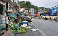 Quảng Ninh: Chợ “cóc” ngã ba Cửa Ông giỡn mặt “tử thần”