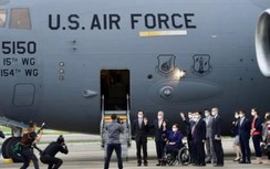 Chỉ chở 3 Nghị sĩ Mỹ tới Đài Loan, sao Mỹ phải dùng đến vận tải cơ?