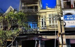 Nghi vấn quay lại lấy đồ, bà chủ cửa hàng chăn ga tử vong trong đám cháy