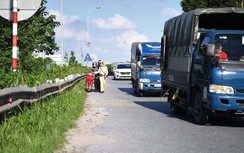 Hà Nội lập chốt xử phạt hơn 100 trường hợp xe máy đi vào Đại lộ Thăng Long