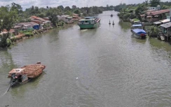 Kênh Thủ Thừa cấm dài ngày, phương tiện lưu thông thế nào?