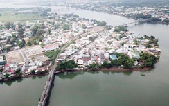 Lập chốt hướng dẫn tàu thuyền lưu thông qua "điểm đen" đường thủy