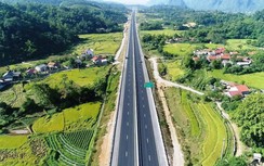 Thành lập Hội đồng thẩm định hai dự án cao tốc