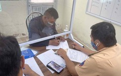 Lái xe bán tải giải thích gì khi băng băng chạy ngược chiều trên cao tốc?