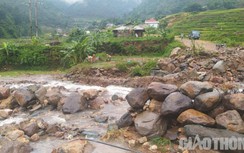 Sơn La: Mưa lớn gây xói trôi trên Tỉnh lộ 109 khiến giao thông bị chia cắt