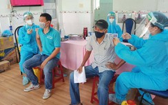 Hơn 1.500 người nghèo, cao tuổi, khuyết tật được tiêm vaccine ngừa Covid-19