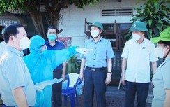 Phát hiện 2 ca Covid đầu tiên, Bình Định họp khẩn, phong tỏa 9.000 hộ dân