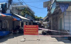 Lý do bố suy thận, 2 thanh niên xin ra ngoài chốt phòng dịch mua ma túy